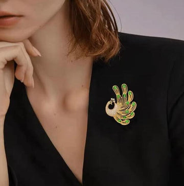 XSB128 - Green Peacock Saree Brooch